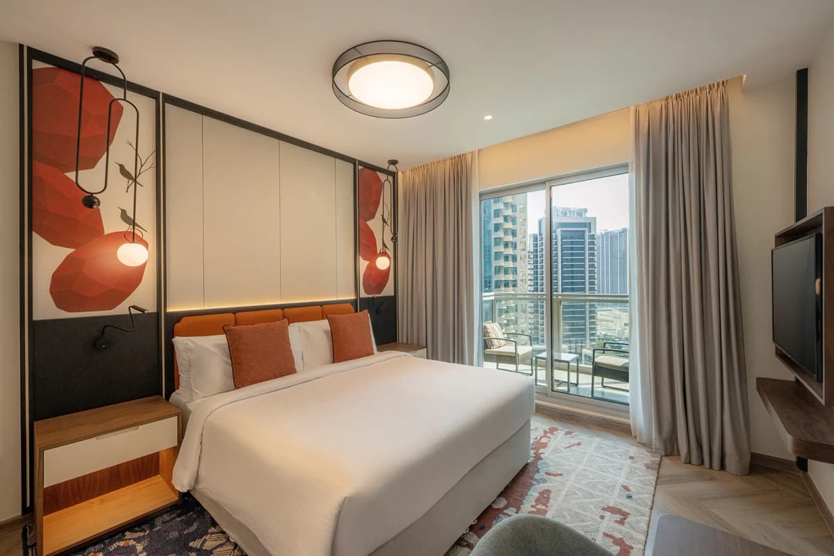 1 Bedroom Family King Suite Balcony Boulevard View