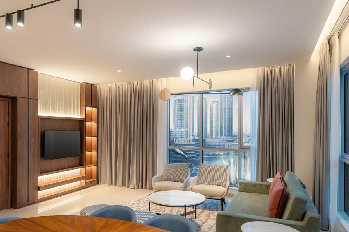 2 Bedroom King & Twin Suite Balcony Panoramic Burj Khalifa and Fountain View