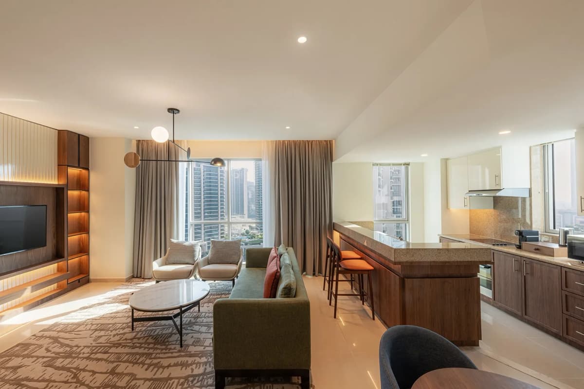 1 Bedroom Family King Suite Balcony Boulevard View