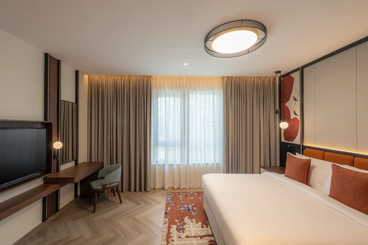 2 Bedroom King & Twin Suite Balcony Panoramic Burj Khalifa and Fountain View
